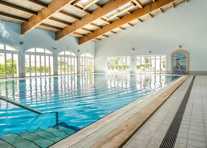 Four Bedroom Villa With Private Pool Oasis Parque At09