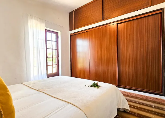 Alvor Private Pool Villa With Large Garden & Peace